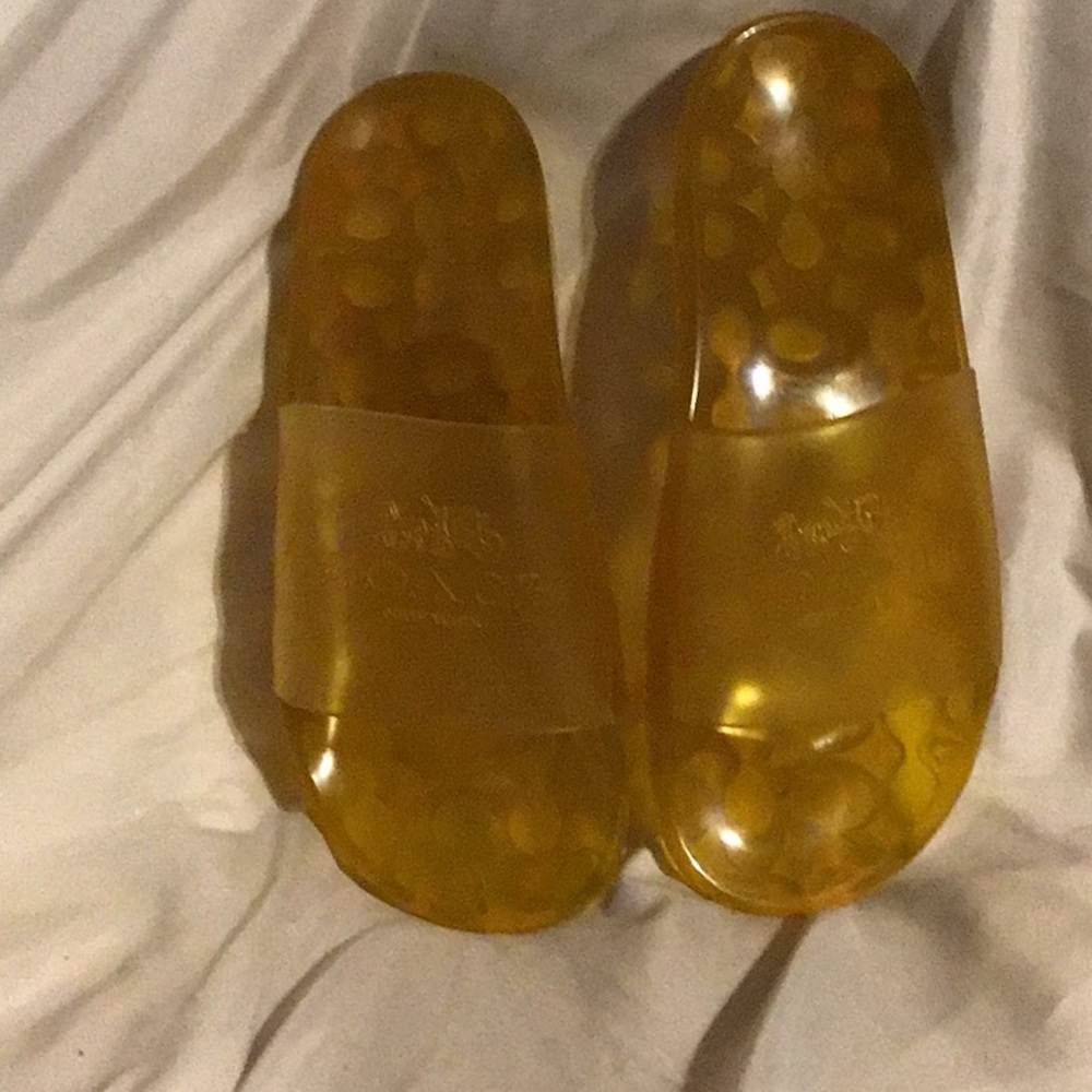 Coach jelly size 8
